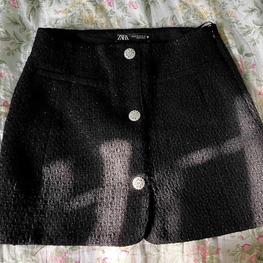 Zara Tweed Mini Skirt - Picture 1 of 3